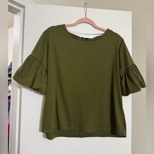 Cable and Gauge Olive Green Women's Top